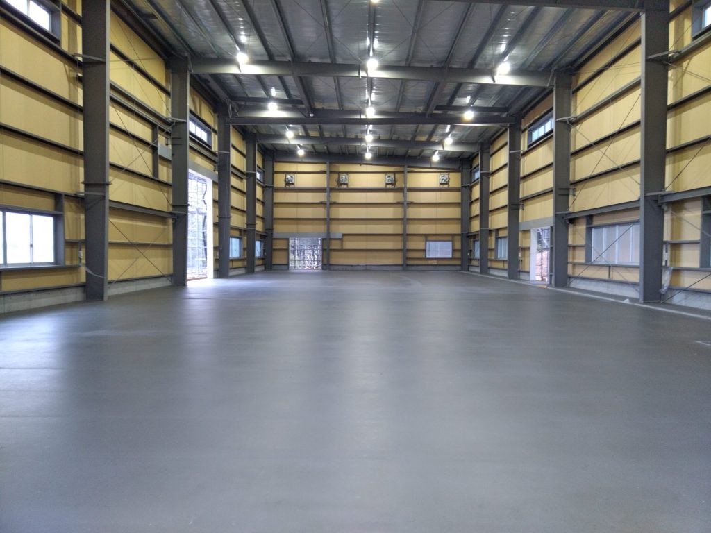 愛知県瀬戸市で始まった新築工事の土間コン打設完了後の様子