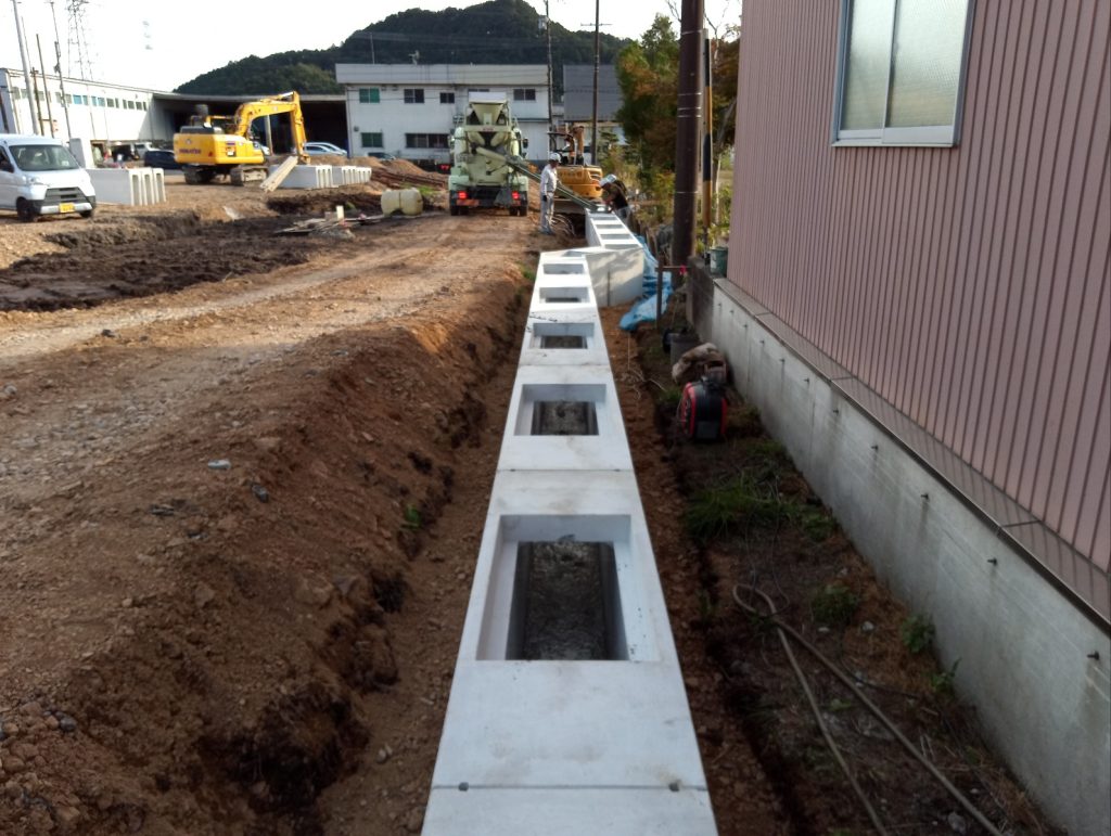 岐阜県岐阜市で建設中の木造老人ホームのコンクリート打設の様子